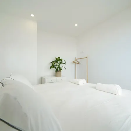 Casa Amendoeira Feriehus *